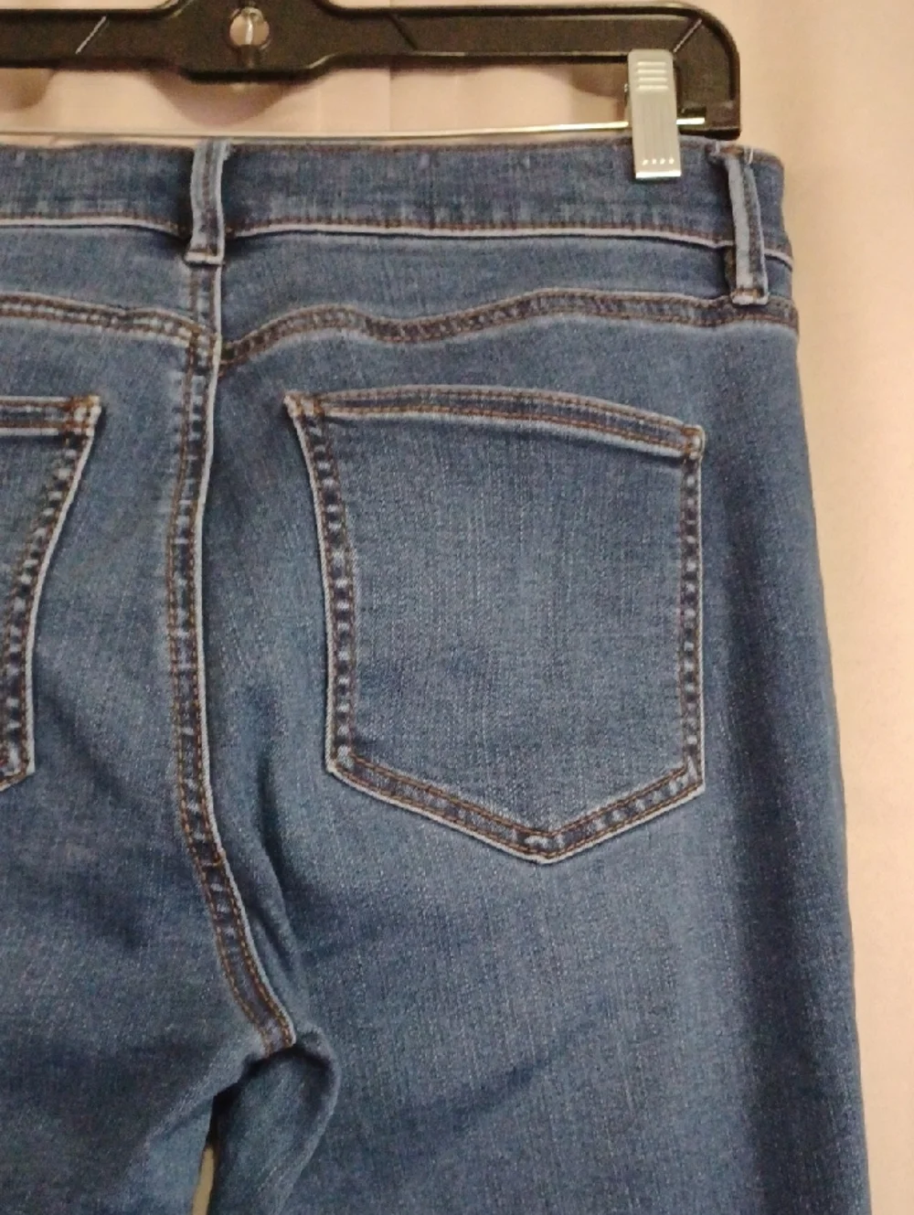 Ann Taylor Slim Bootcut Cotton Rayon Blend High Rise 5 Pocket Jeans Stretch Sz 8